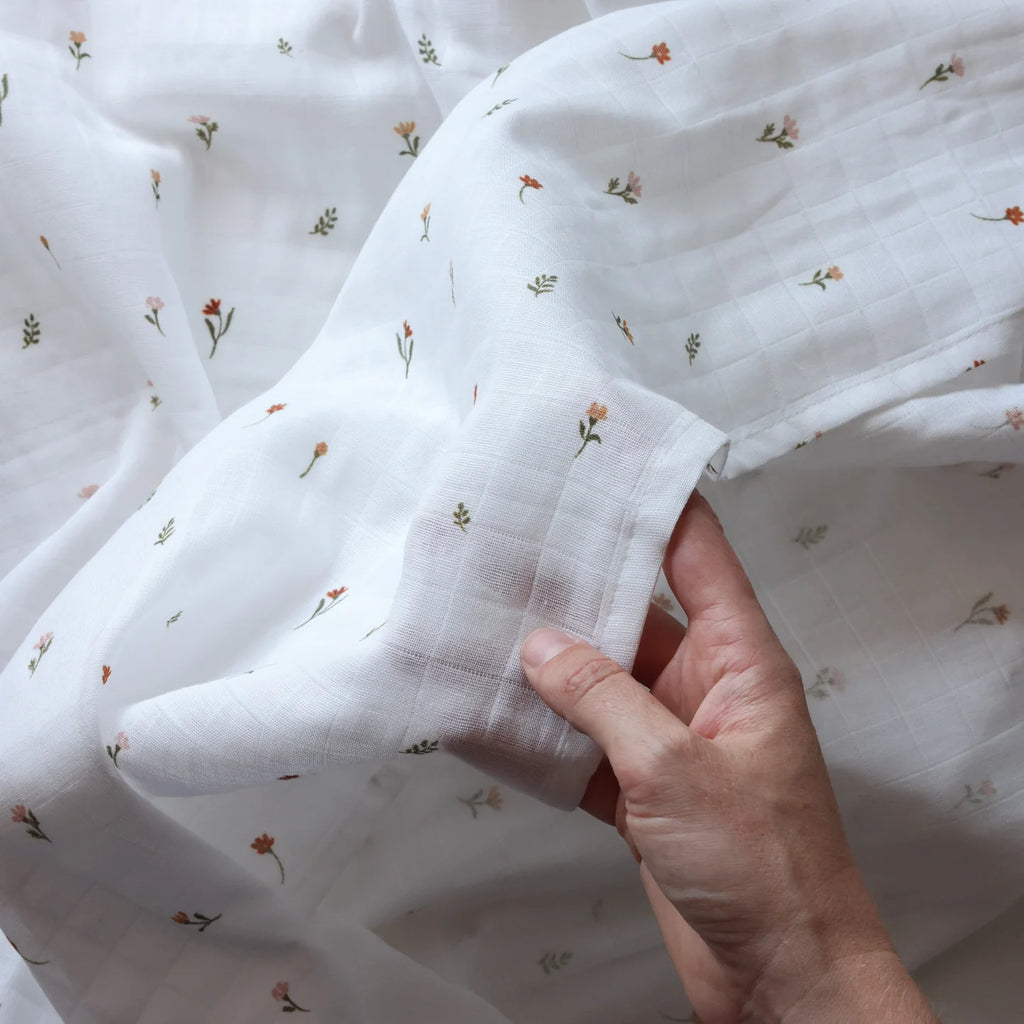 Muslin Swaddle - Cream Floral