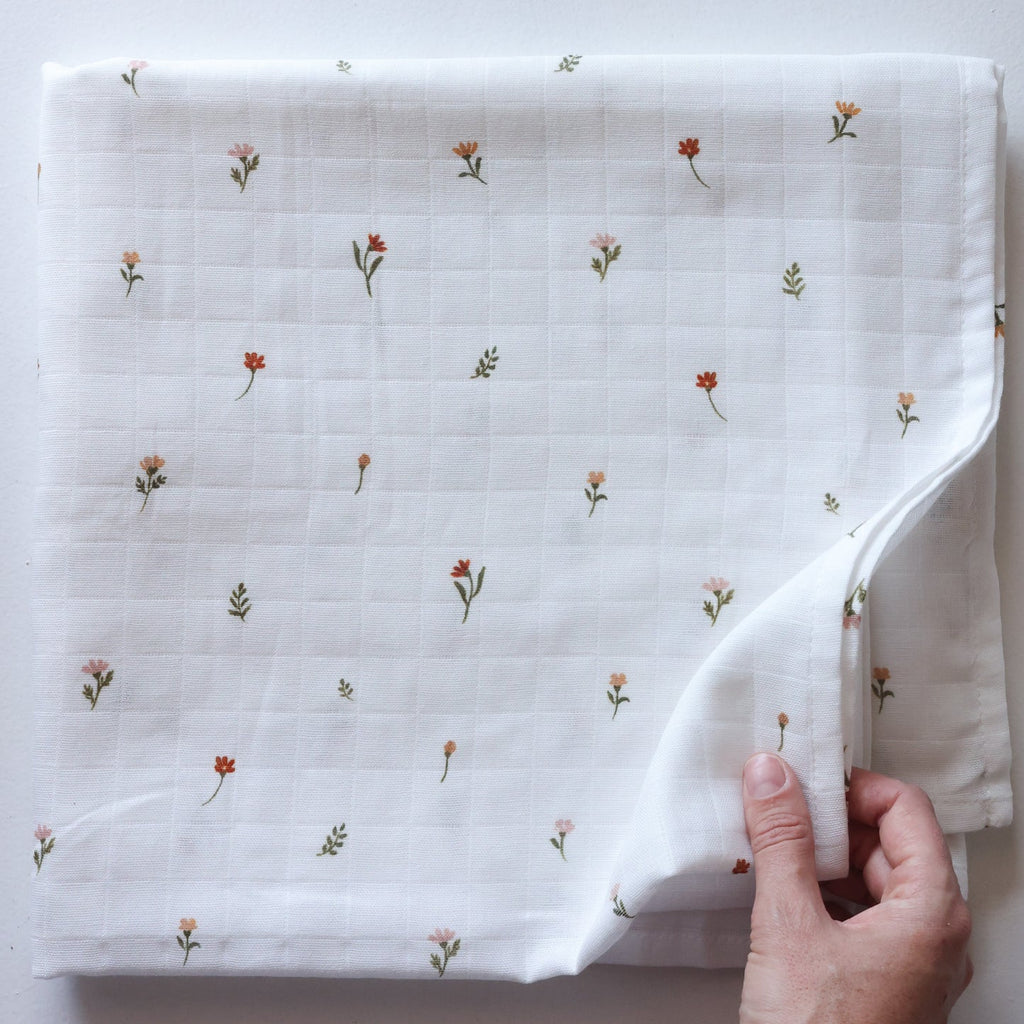 Muslin Swaddle - Cream Floral