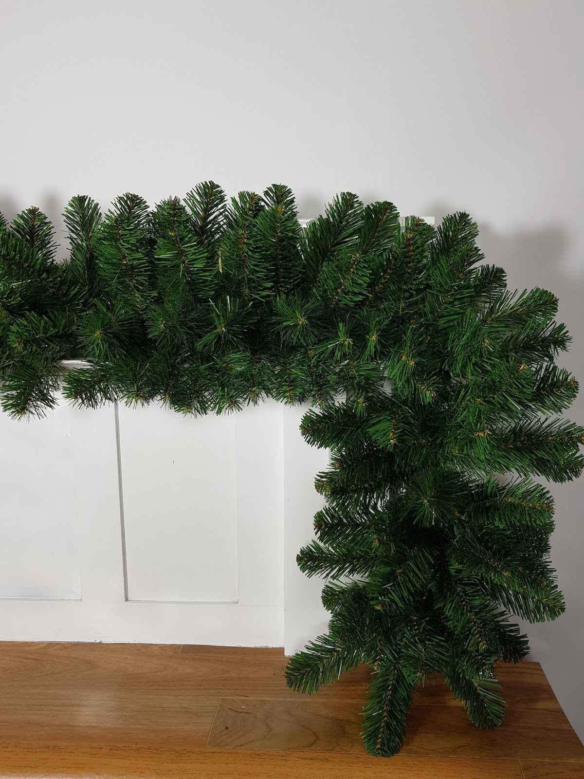 9ft Alberta Spruce Garland Green 2.74m
