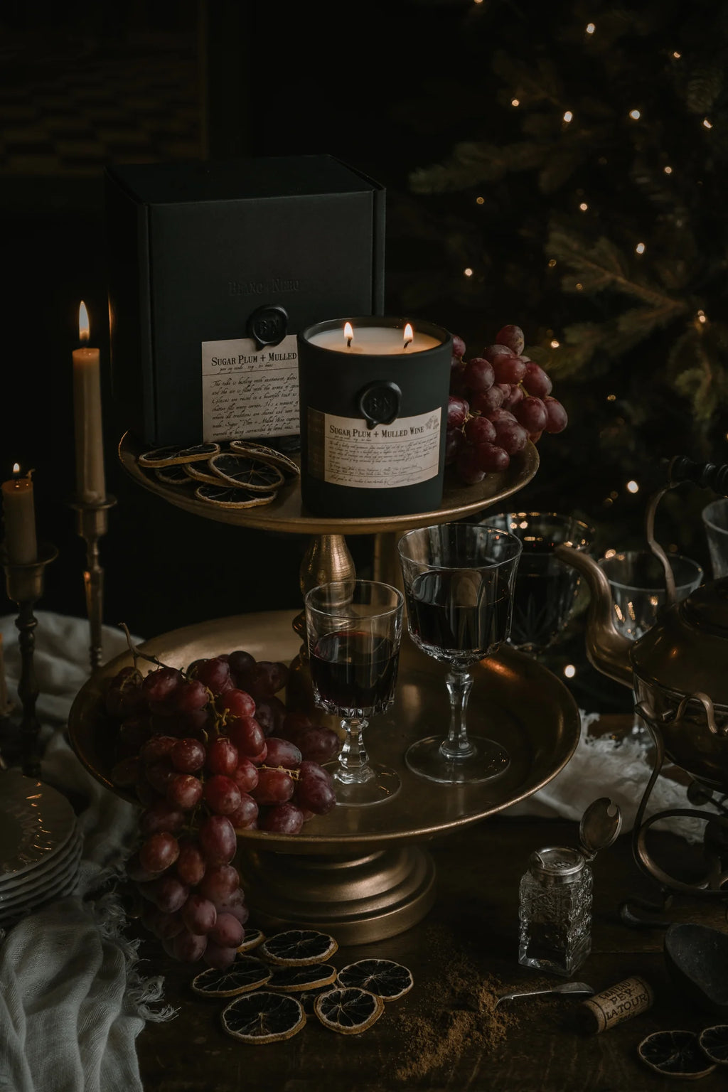 Sugar Plum + Mulled Wine Candle 330g