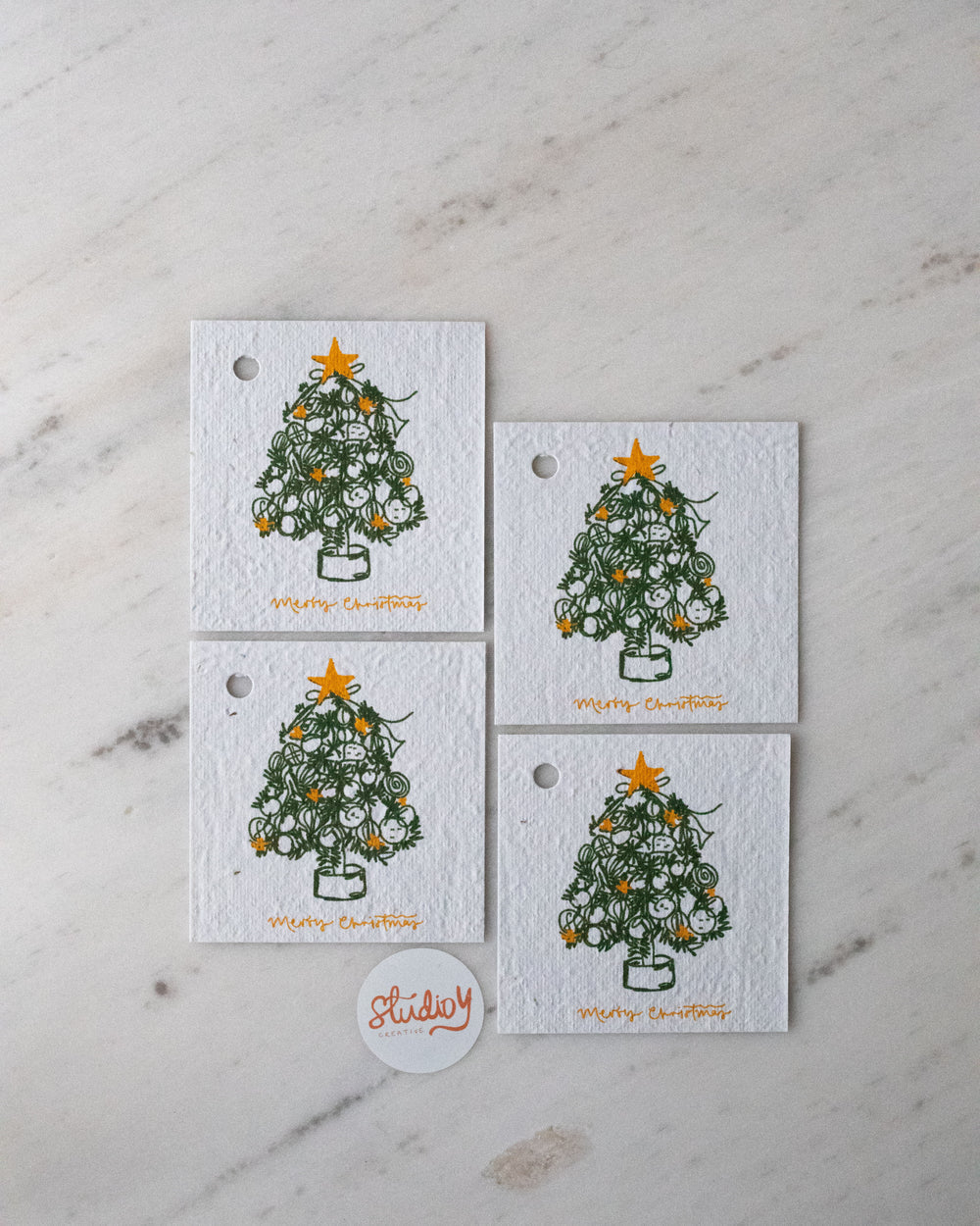 CHRISTMAS TREE GIFT TAGS