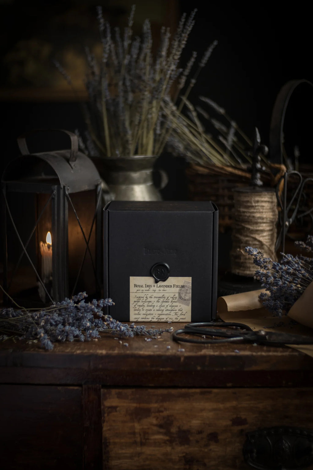 Royal Iris + Lavender Fields Candle 330g