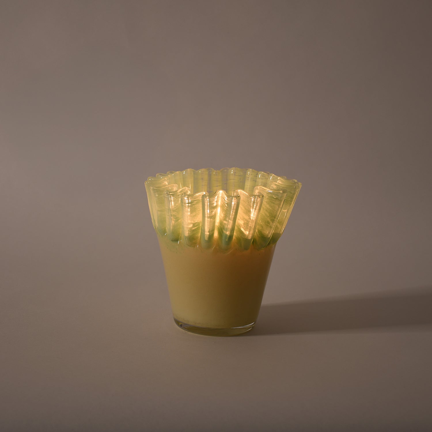 Kiki Candle Petal Dynasty