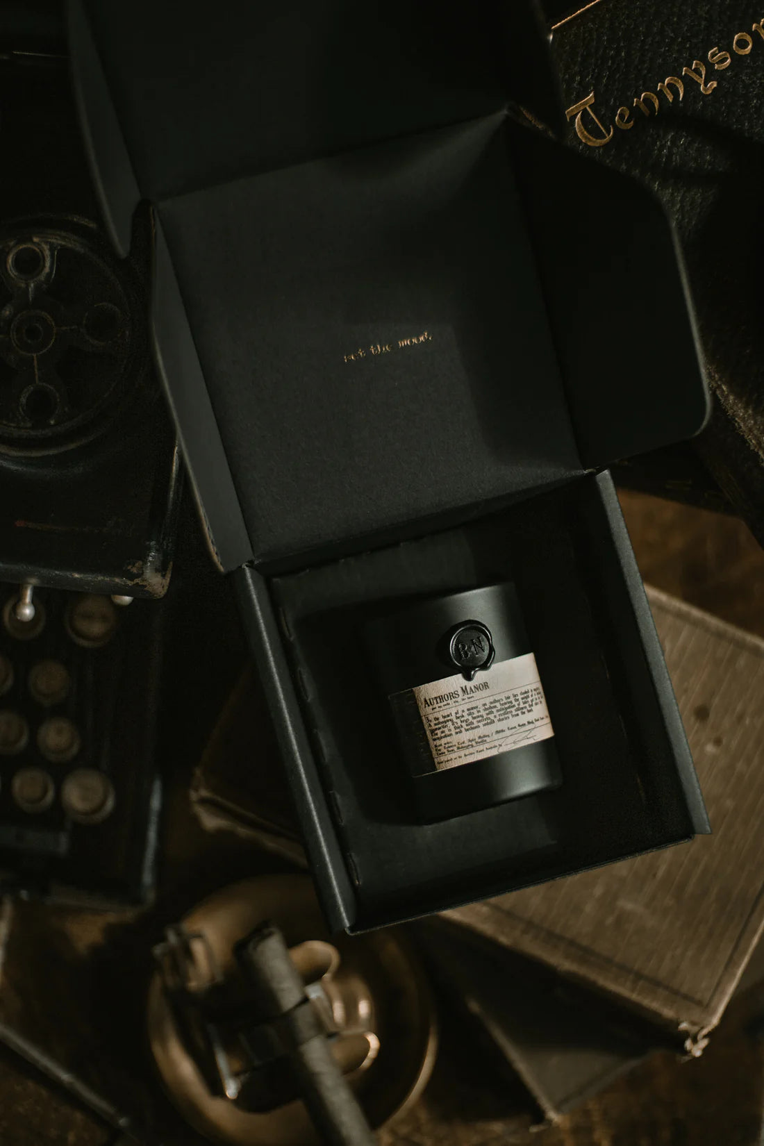 Author's Manor Soy Wax Candle 330g