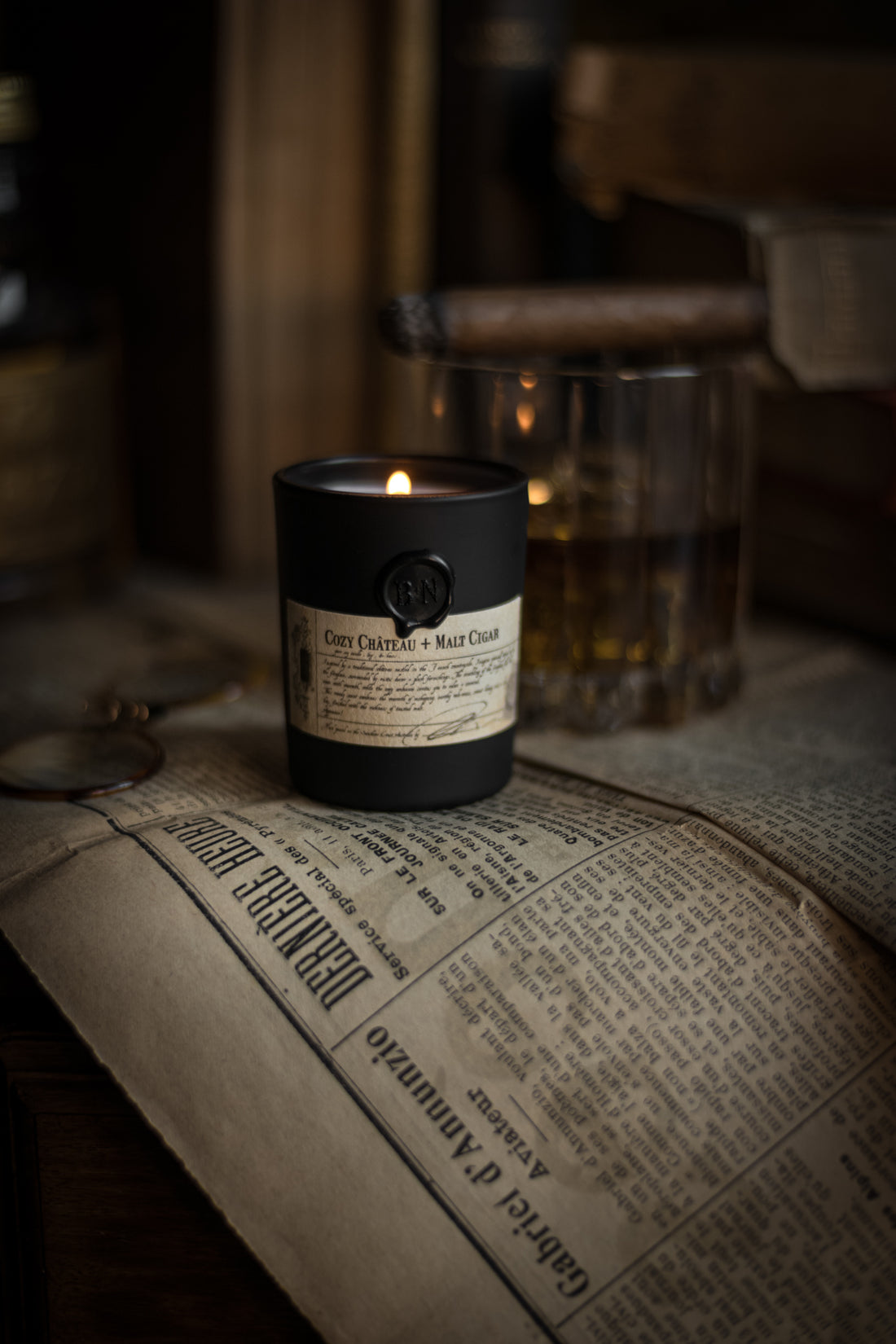 Cozy Château + Malt Cigar Soy Wax Candle 330g