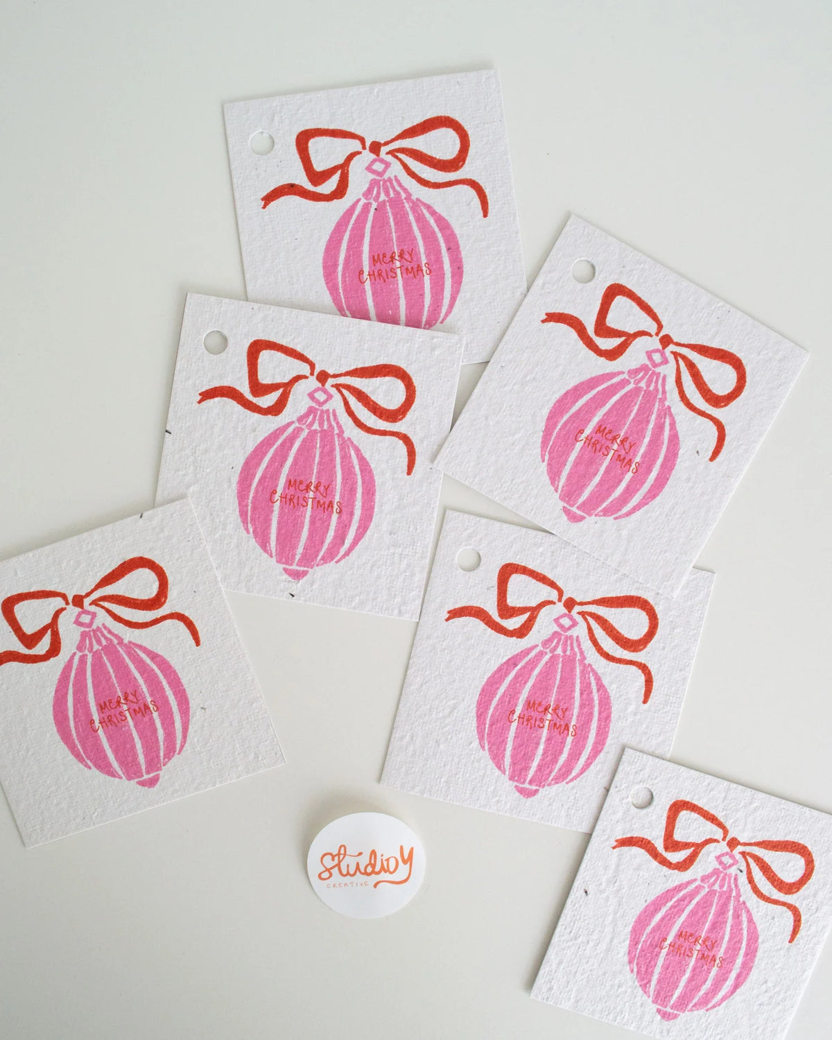 CRAYON BAUBLE GIFT TAGS (4 PACK)